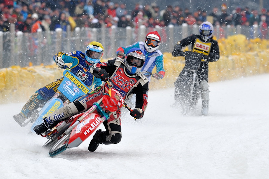 15 20100106 152018 eisspeedway 05