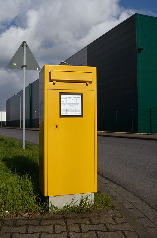 167800briefkastenindustriegebiet