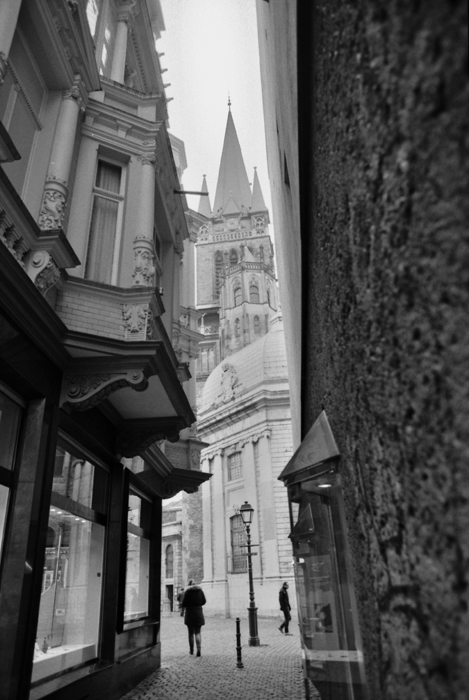 16f515700domaachen2