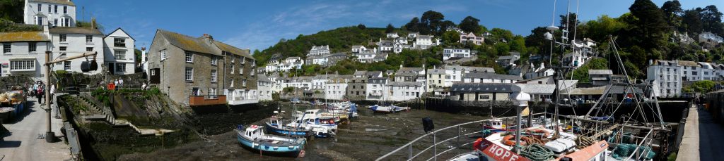 180° view of Polperro harbour