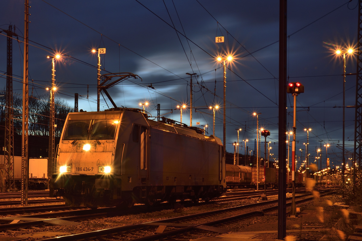186 434 AC-West