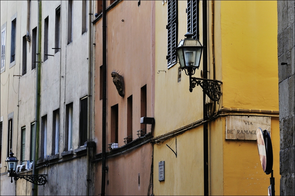 19 Strassenfront