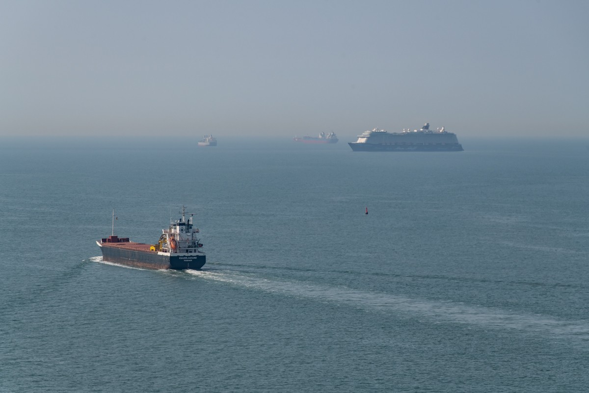 200411 Edith Maersk DL-8.jpg