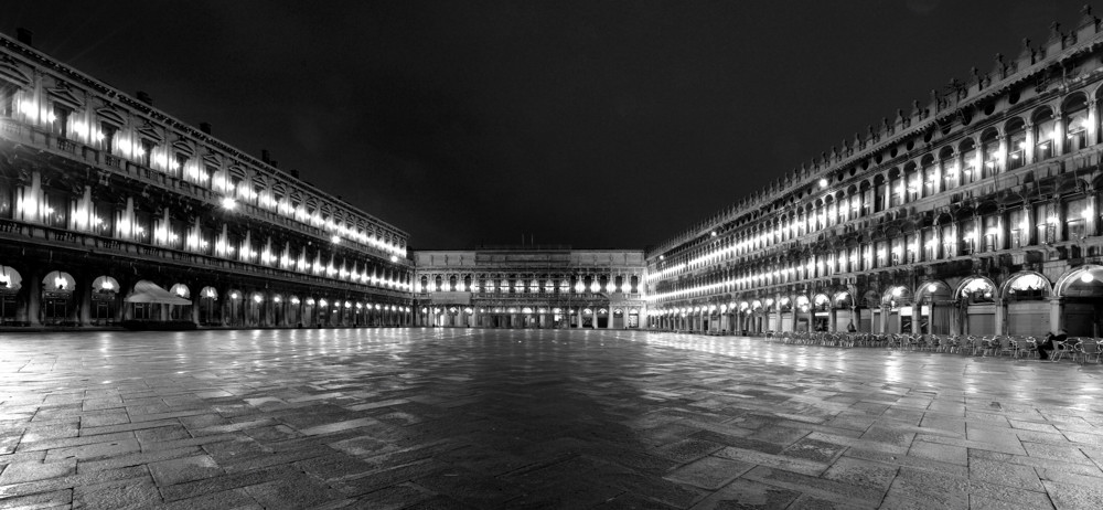 20081104 062418swVenedig