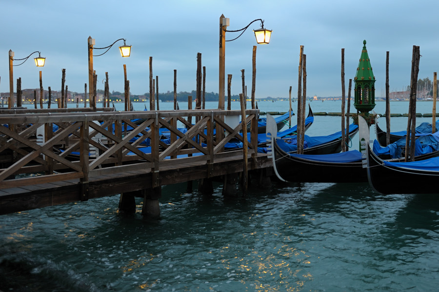 20081104 064720Venedig