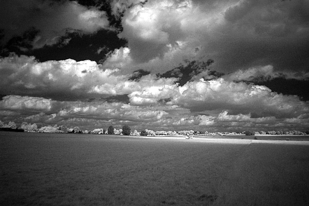 2009 05 22 Segelfliegen Straussberg IR DSC 1219 ps