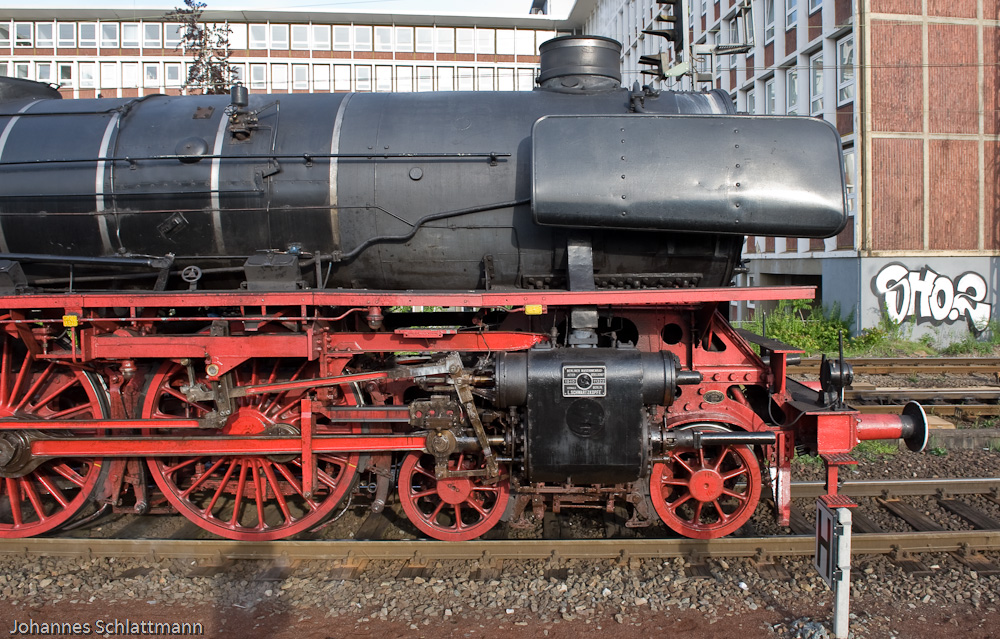 20090509 8371 [D700]   F8,0 24,00mm