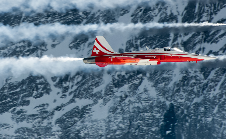 20100116 Wengen 2737 DxO DEF raw