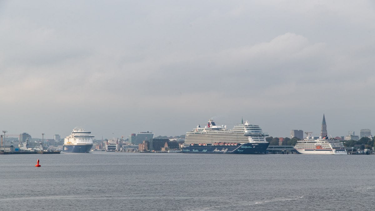 201004 AL546 NF-F-2.jpg