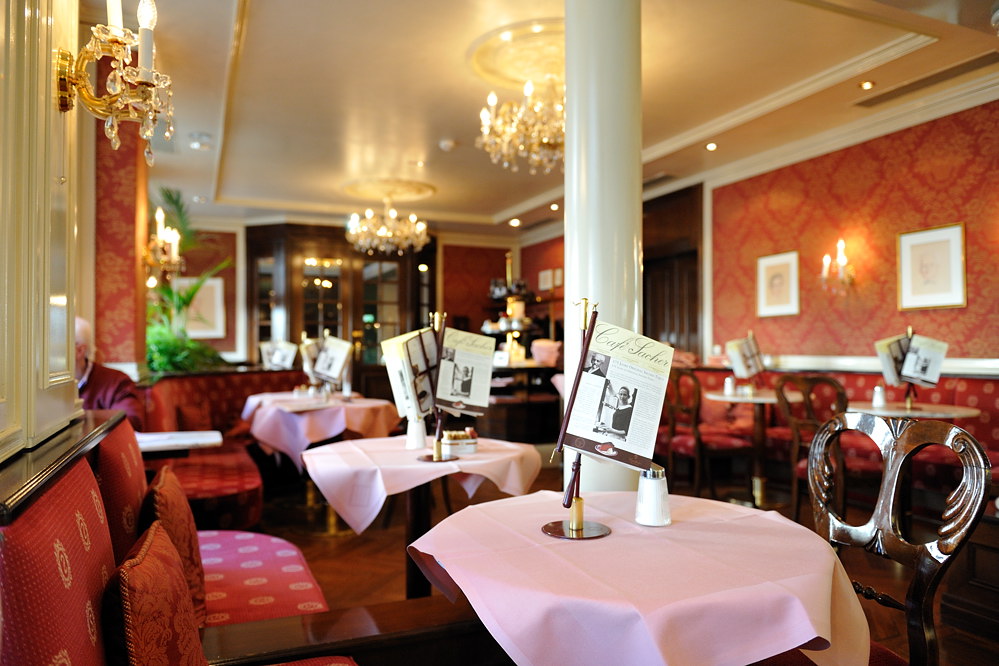 20100406 154420 sacher