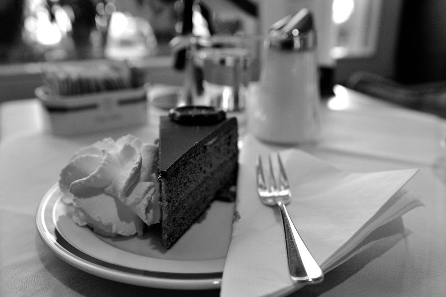 20100406 155154 sacher