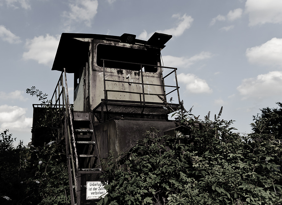 20100821 2 [NIKON D3] 24 mm,1 6400 Sek. bei f   2,8 2