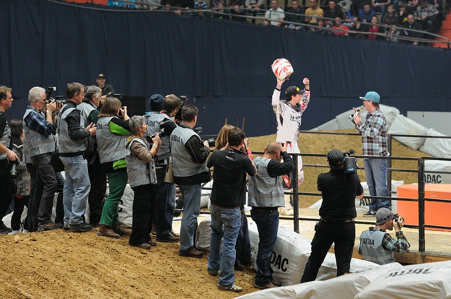 20101218 Supercross Muenchen WBO 8076 900