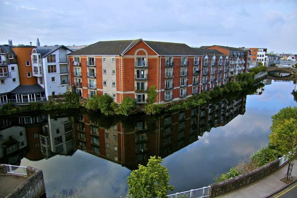 2011 06 03 water reflexion 5
