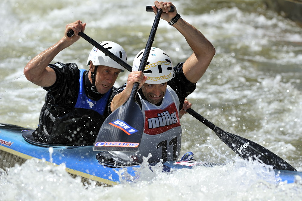 2011061211402524