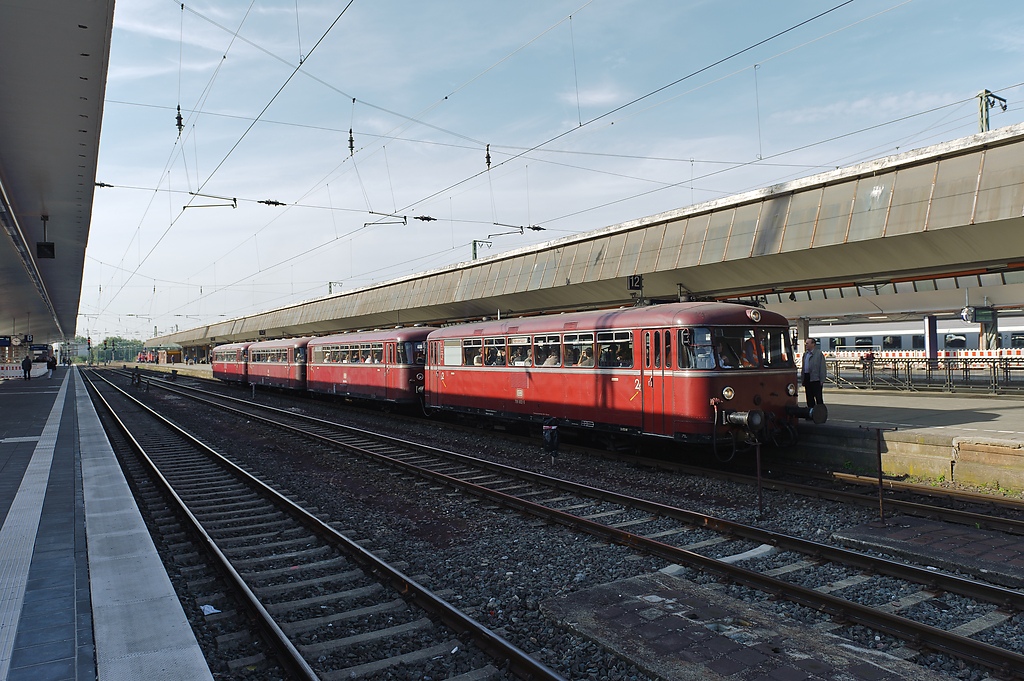20110924 0453 [NIKON D3] 24 mm,1 640 Sek. bei ƒ   5,0