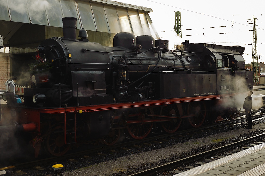 20111218 2105 [NIKON D3] 42 mm,1 200 Sek. bei ƒ   5,0