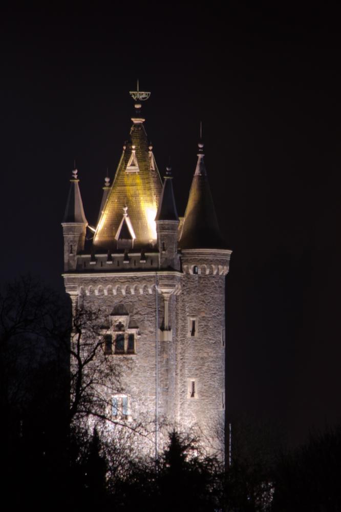 2012 11 03 Wilhelmsturm bei Nacht