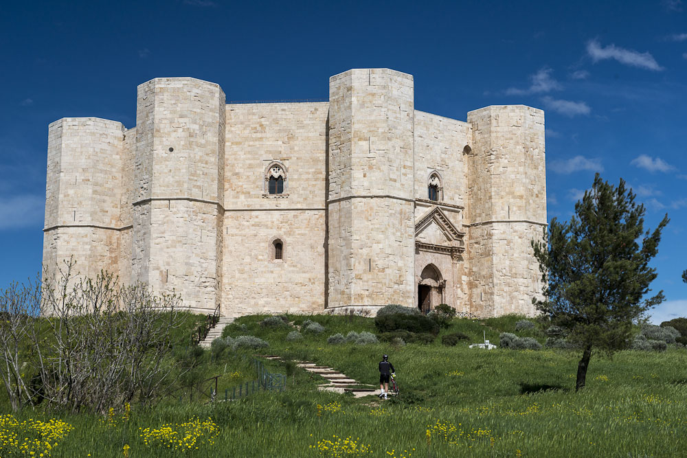 20120408  KAL0783
Castel del Monte