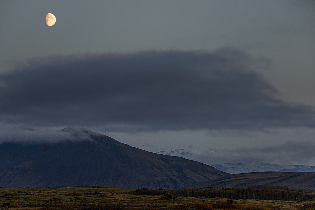20131014 Mond über þríhyrningur