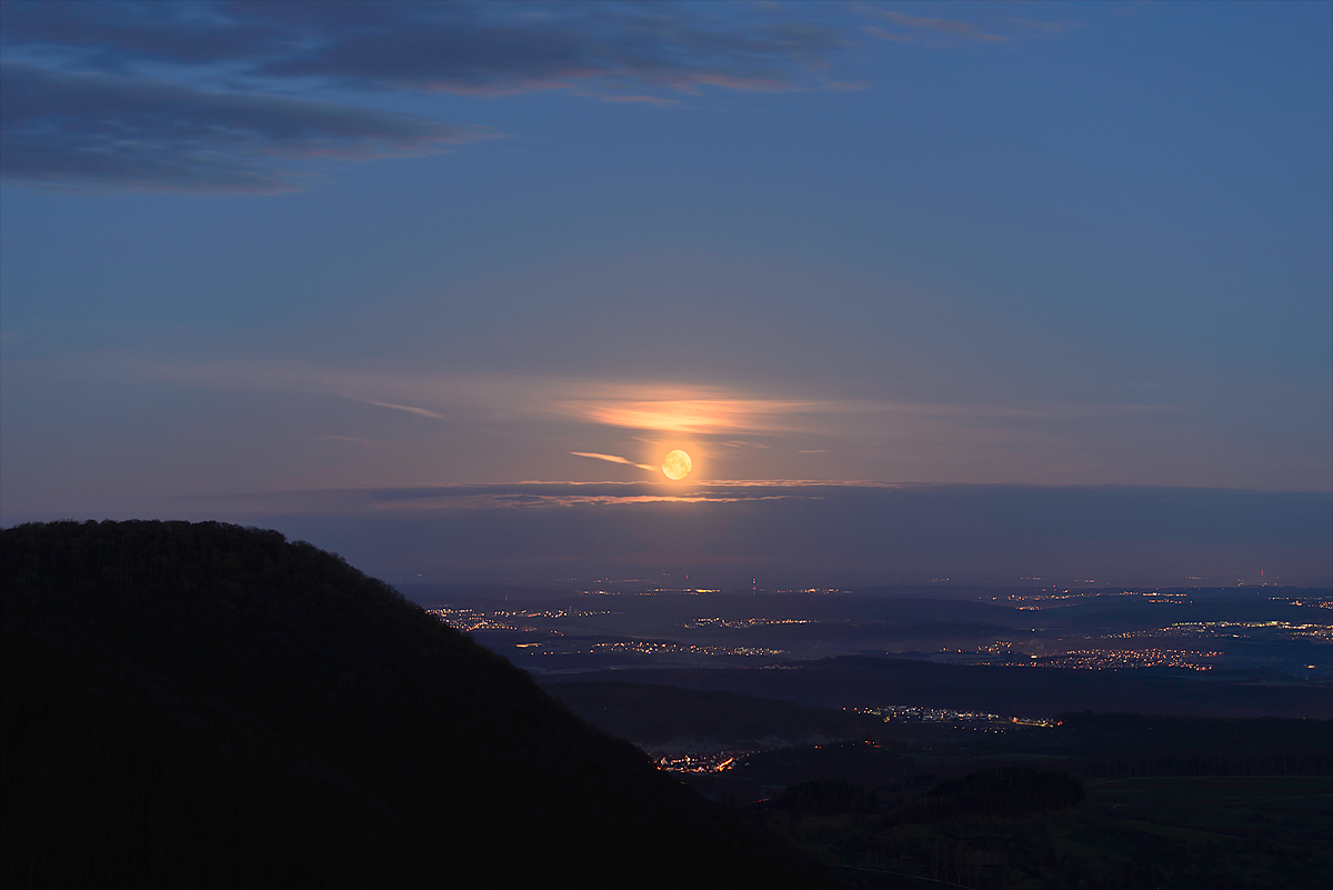 20170311 055502 mond albvorland