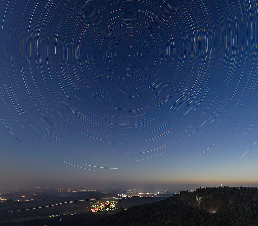 20170409 053309 lemberg startrails