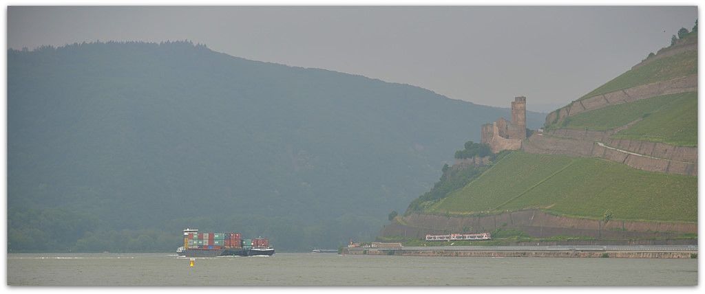 20180518 Rhein 032
D5 + 24-120/4,0