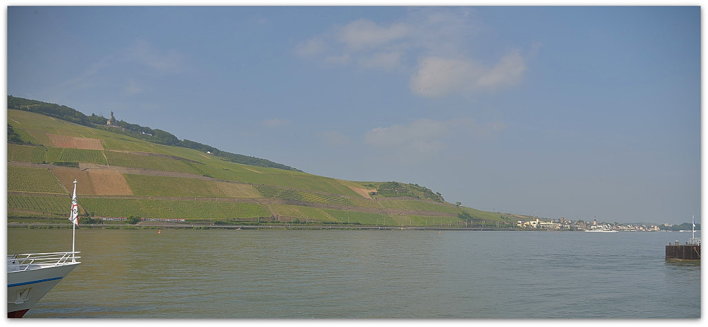 20180518 Rhein 472
D5 + 24-120/4,0