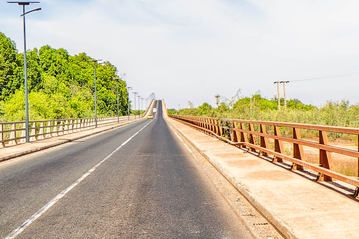 2024-12-17 093 River Bridge.jpg