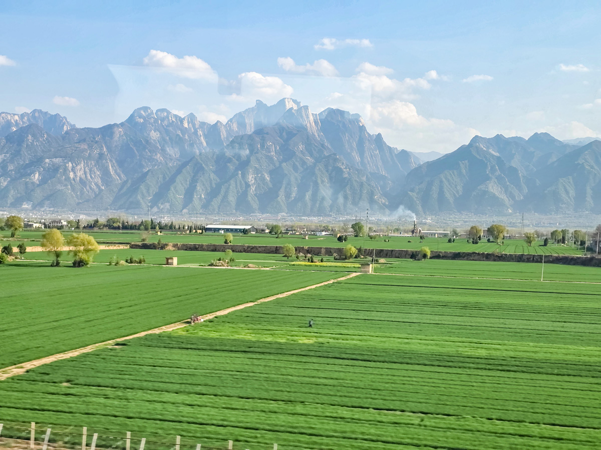 2026-03-31 35 Train Ride to Xian.jpg