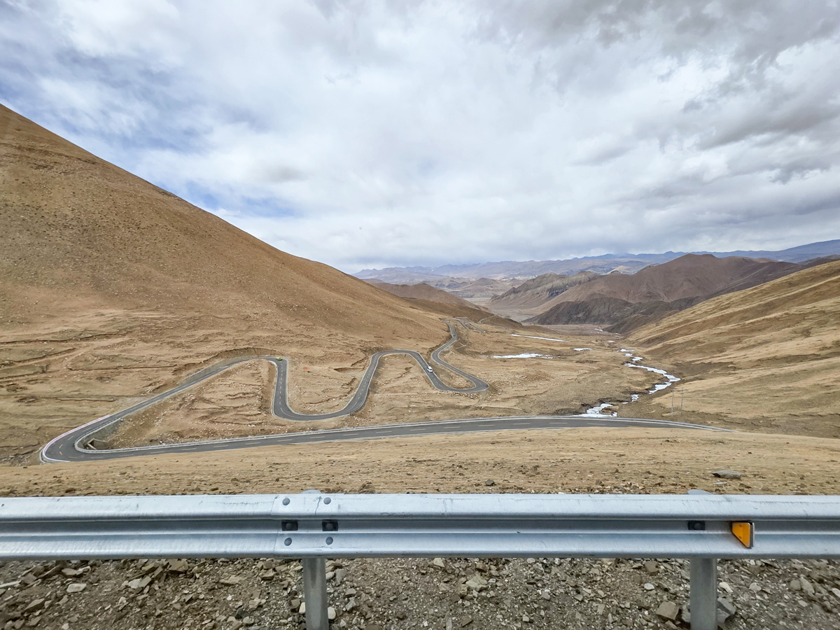 2026-04-07 33 Drive to Mount Everest.jpg