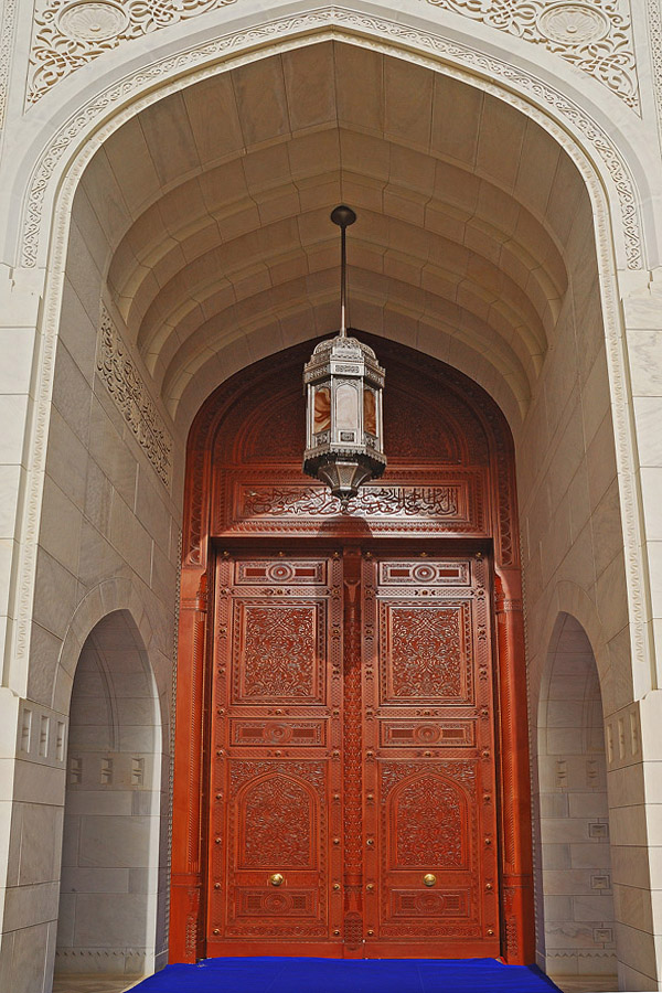 2080427 3275 900 Qaboos Mosque Maskat