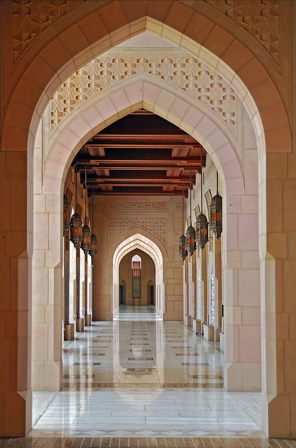 2080427 3312b 900 Qaboos Mosque Maskat