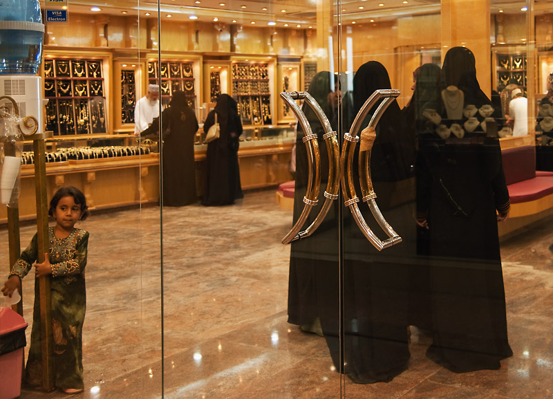 2080427 3331b MuttrahSouk Maskat 800h