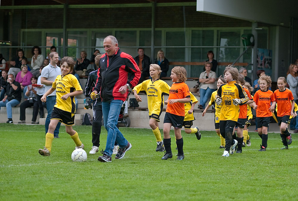2100618 00679b Fussball