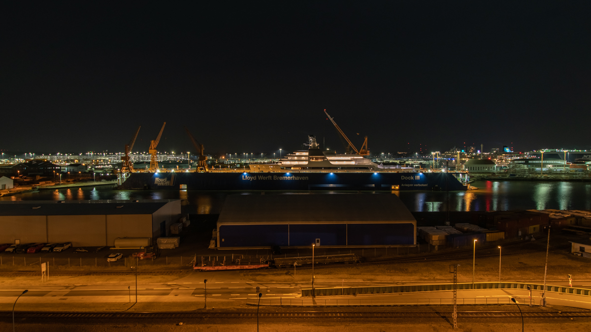 210223 Honor Solaris-10.jpg