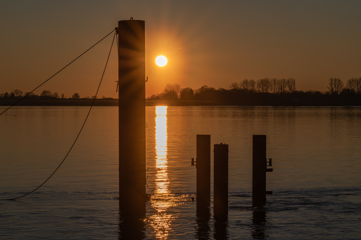 210302 Dedesdorf Sonnenuntergang-1.jpg