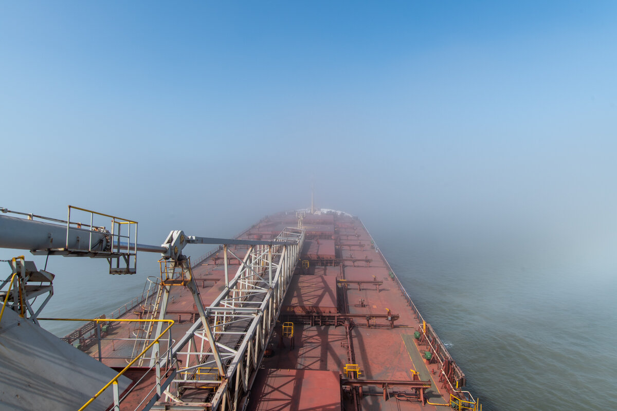 250222 Weser Stahl Nebel-3.jpg