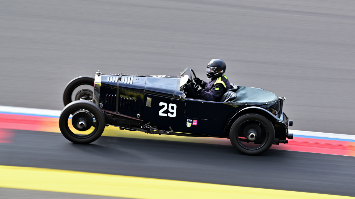 29  FRAZER NASH Falcon