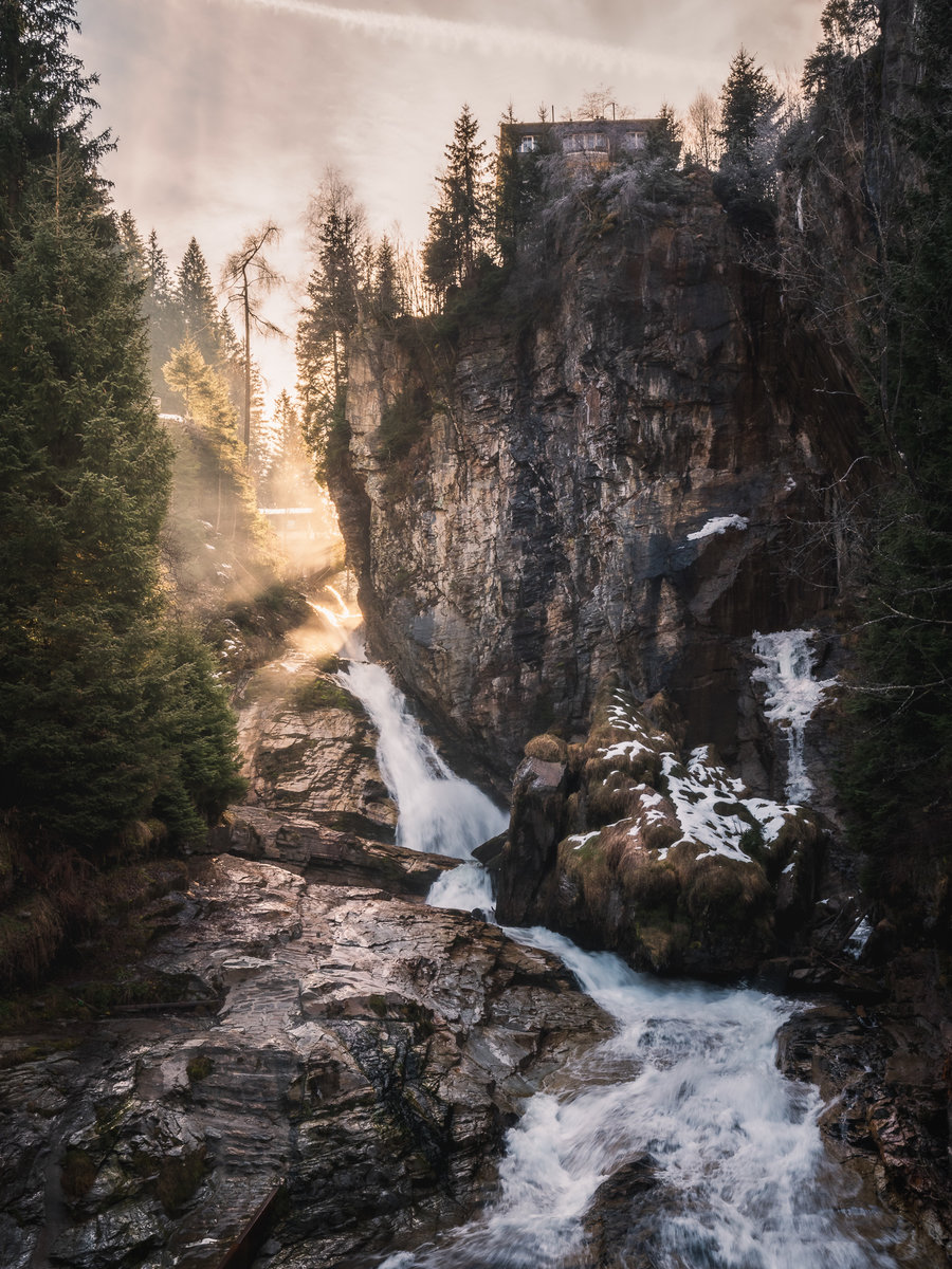 3065 Bad Gastein Waterfall.jpg
