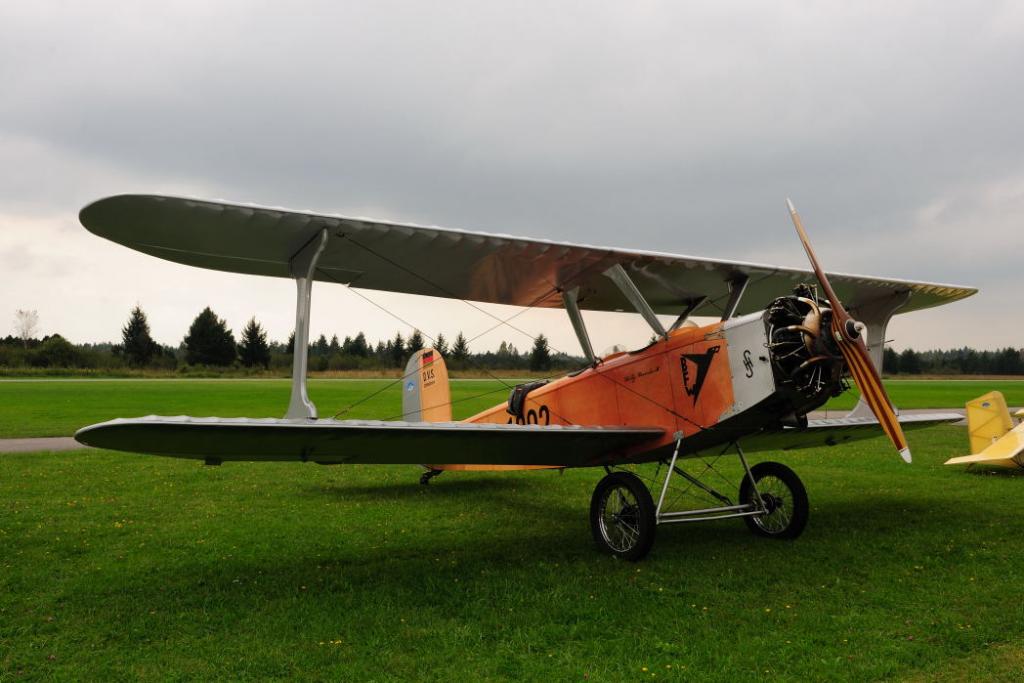 310809DSC 5167 324 Udet Flamingo U12. Von ihm gibt es nur zwei weitere Maschinen in Deutschland! Es handelt sich dabei um einen flugfähigen Amateur-Na