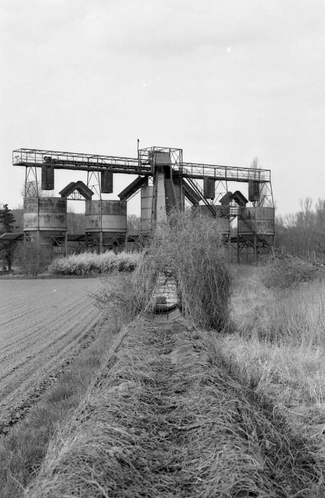 3200 16