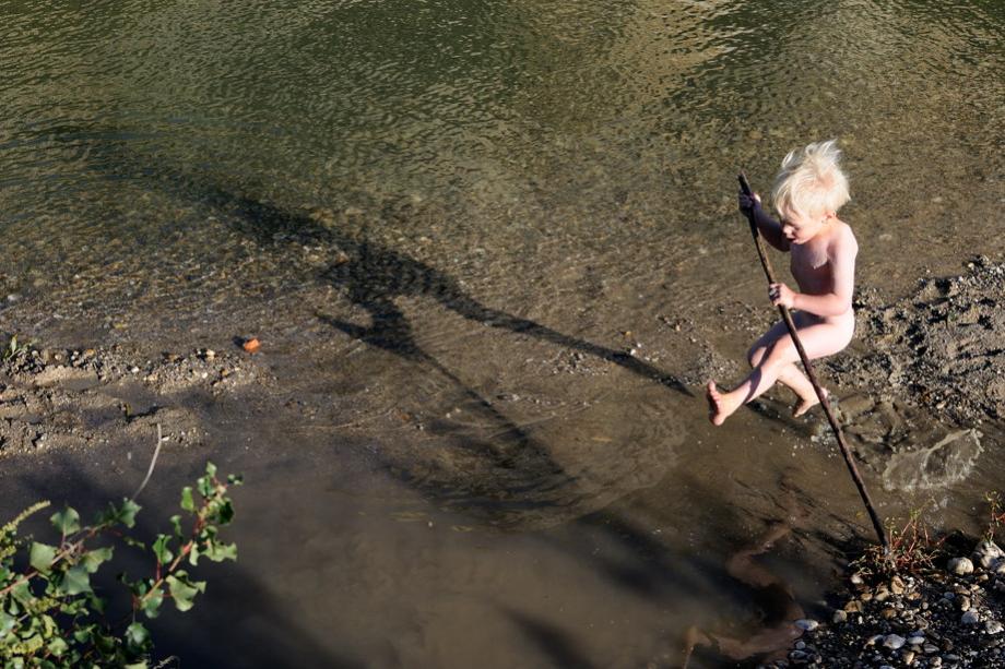 35 D