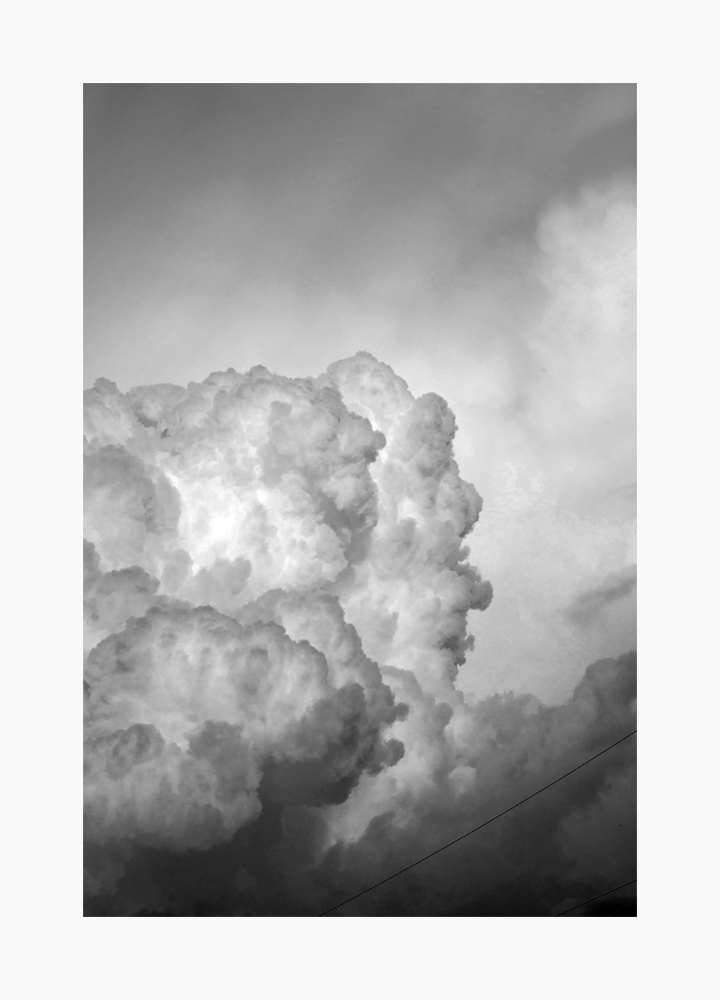 371000wolkenformationen figürlichr