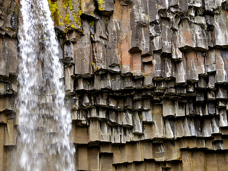 38 Svartifoss