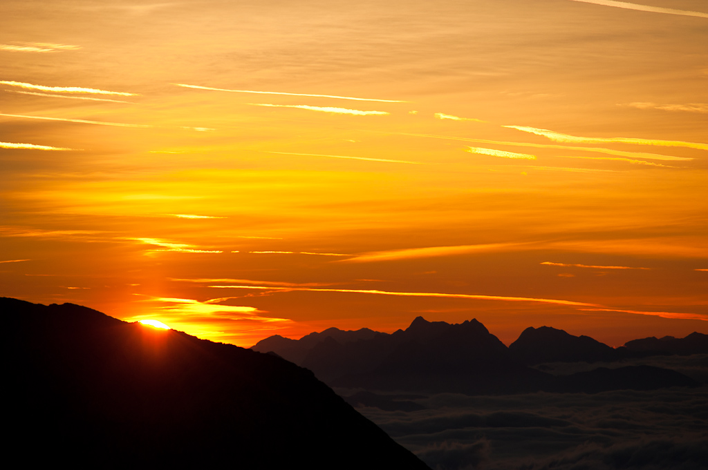 39 Sonnenaufgang über dem Dachstein