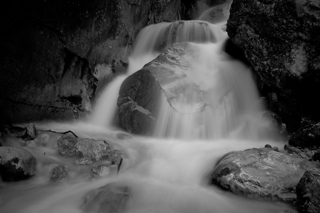 5 Wasser weich schwarzweiss