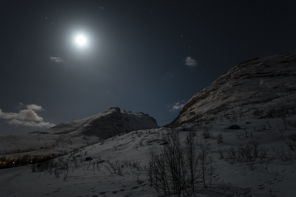 54 Mond am Vagbotn