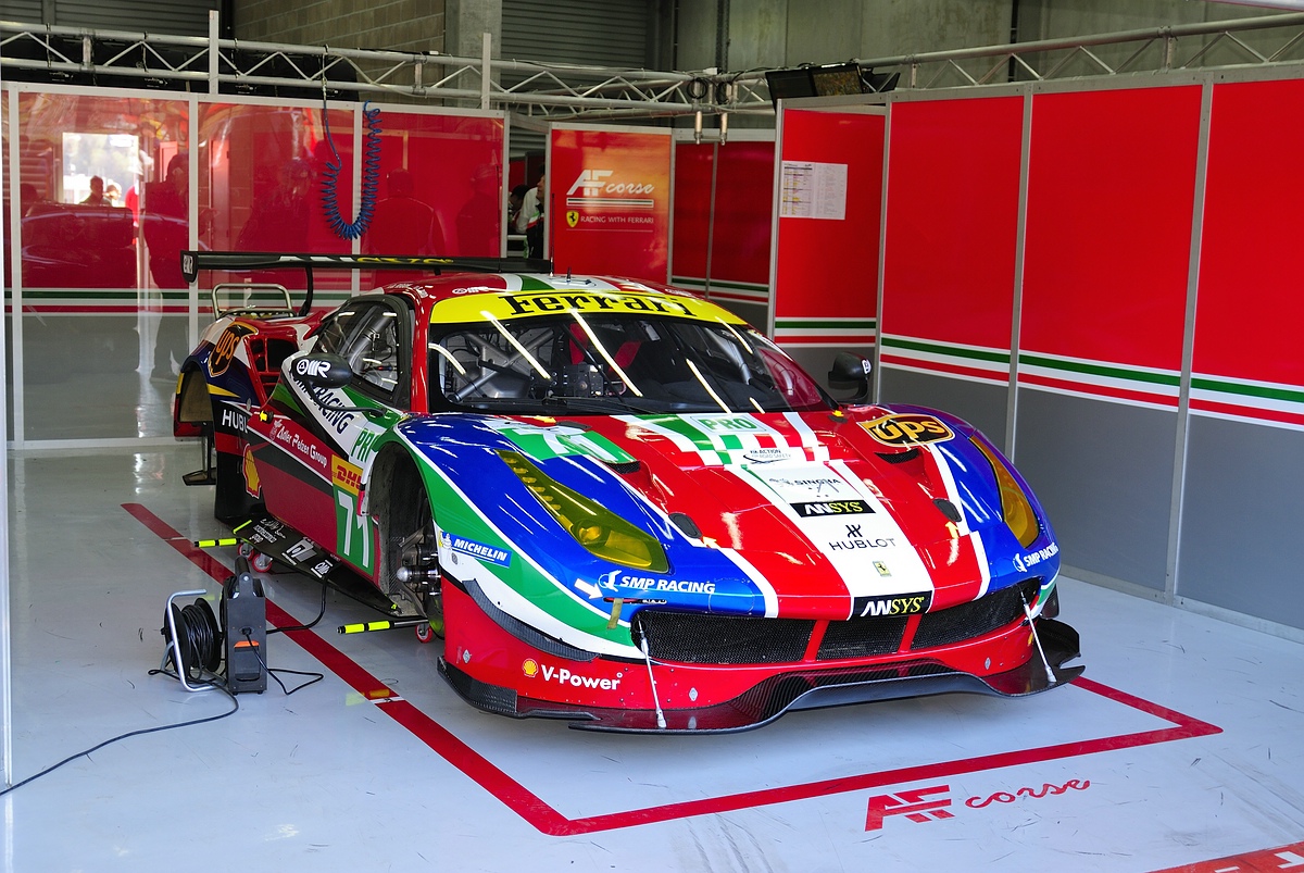 71 Ferrari 488 GTE
