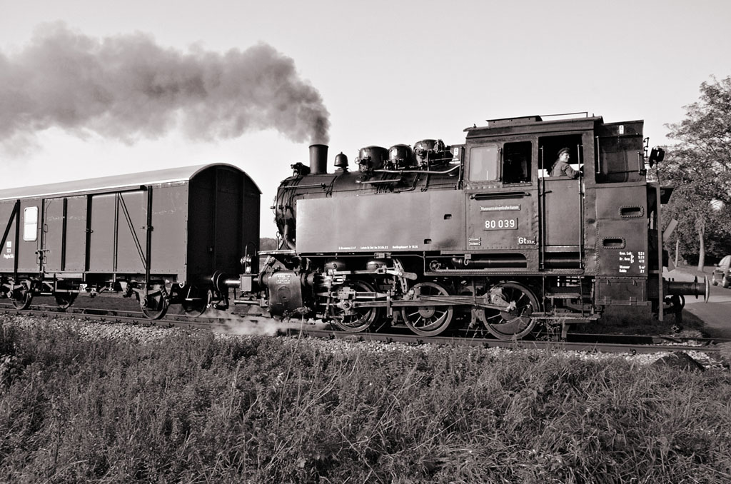 80 039